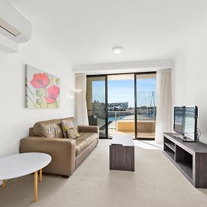 Two-Bedroom Apartment Marina View